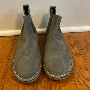 Hawke&Co 9.5M Chelsea Boots